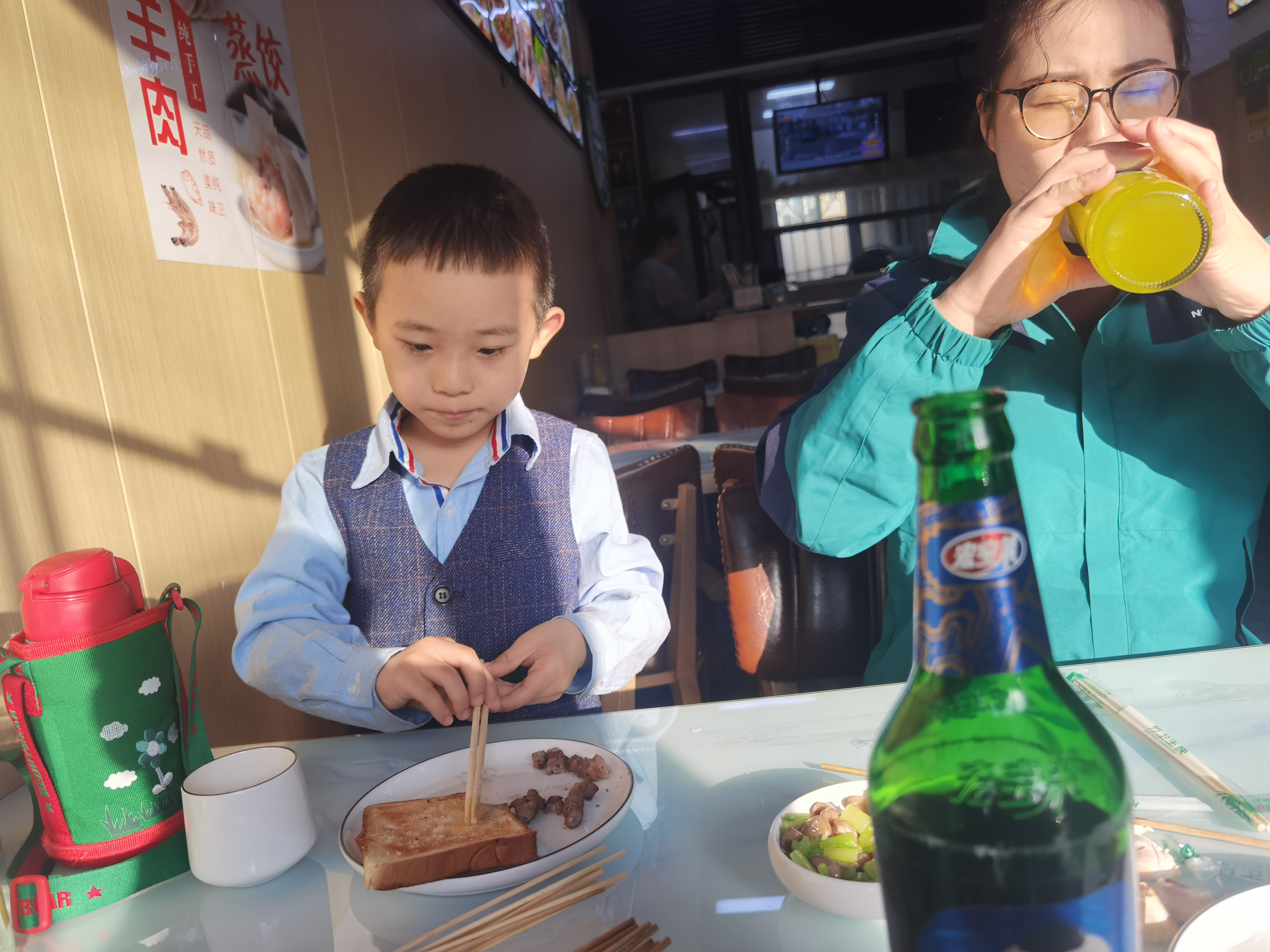 旅顺羊汤馆吃羊肉串